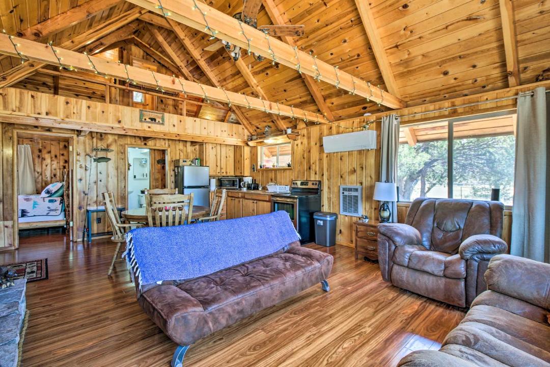 Photo of Livingroom in Show Low