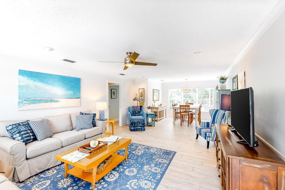 Photo of Livingroom in Holmes Beach