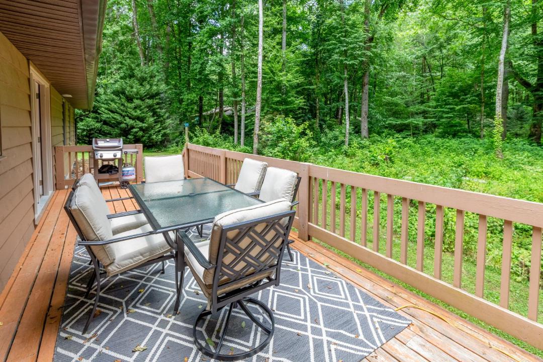 Photo of Patio Balcony in Cullowhee