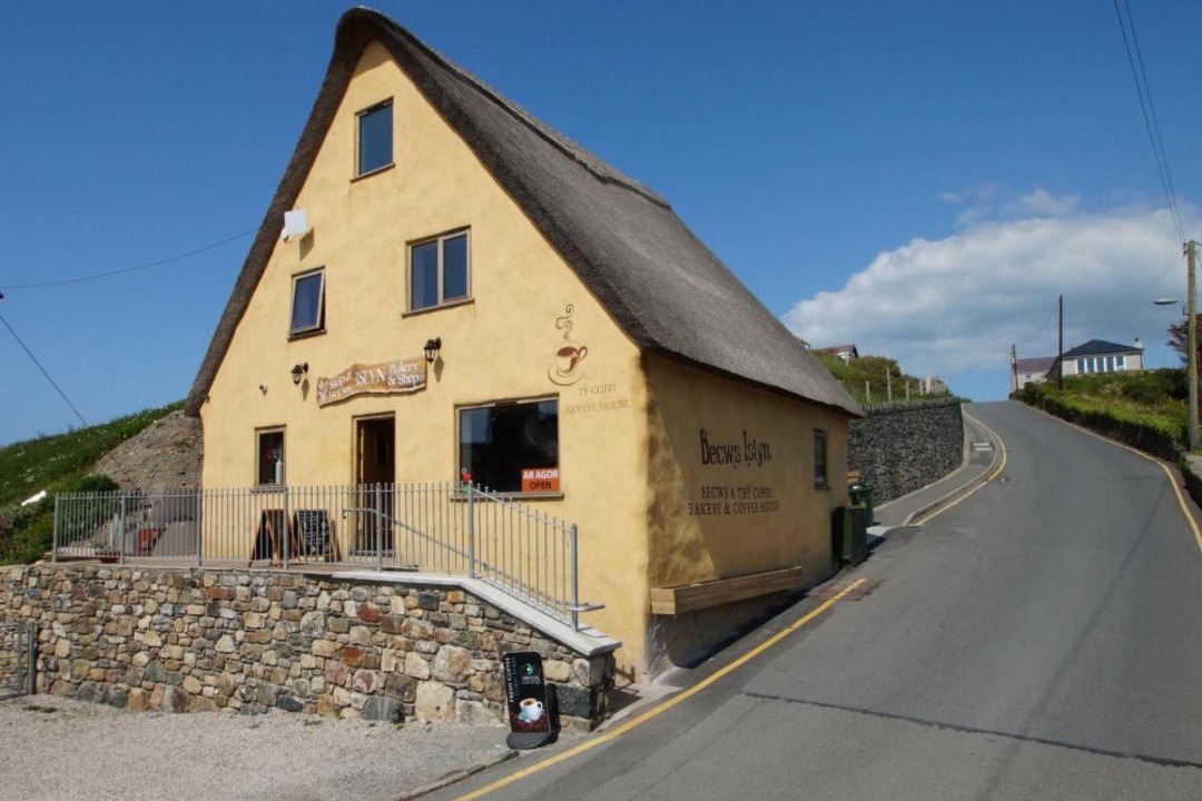 Photo of Buildings in Garn Fadryn