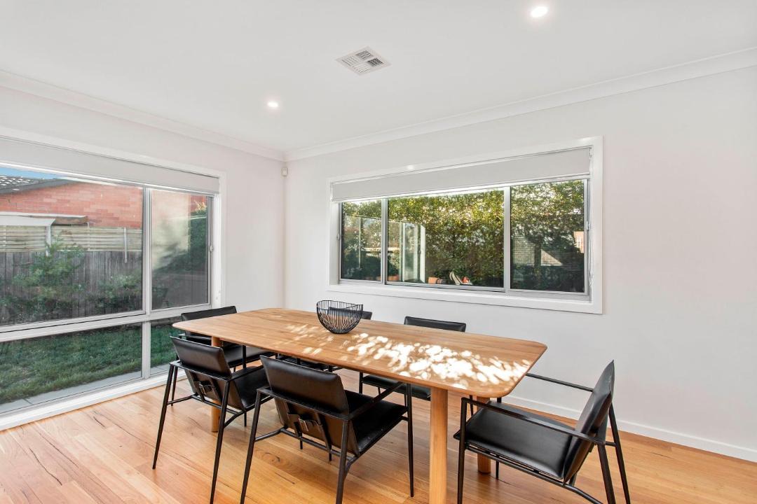 Photo of Livingroom in Downer