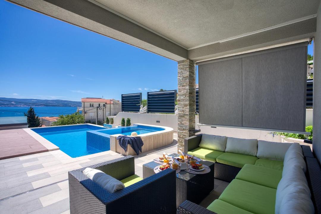 Photo of Patio Balcony in Duce