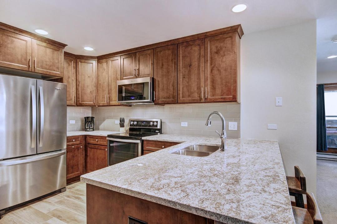 Photo of Kitchen in Peak 9