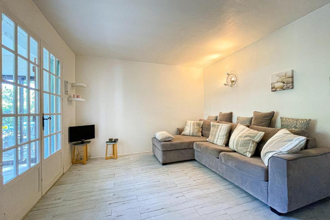 Photo of Livingroom in Saint-Aygulf