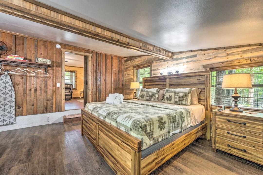 Photo of Bedroom in Broken Bow