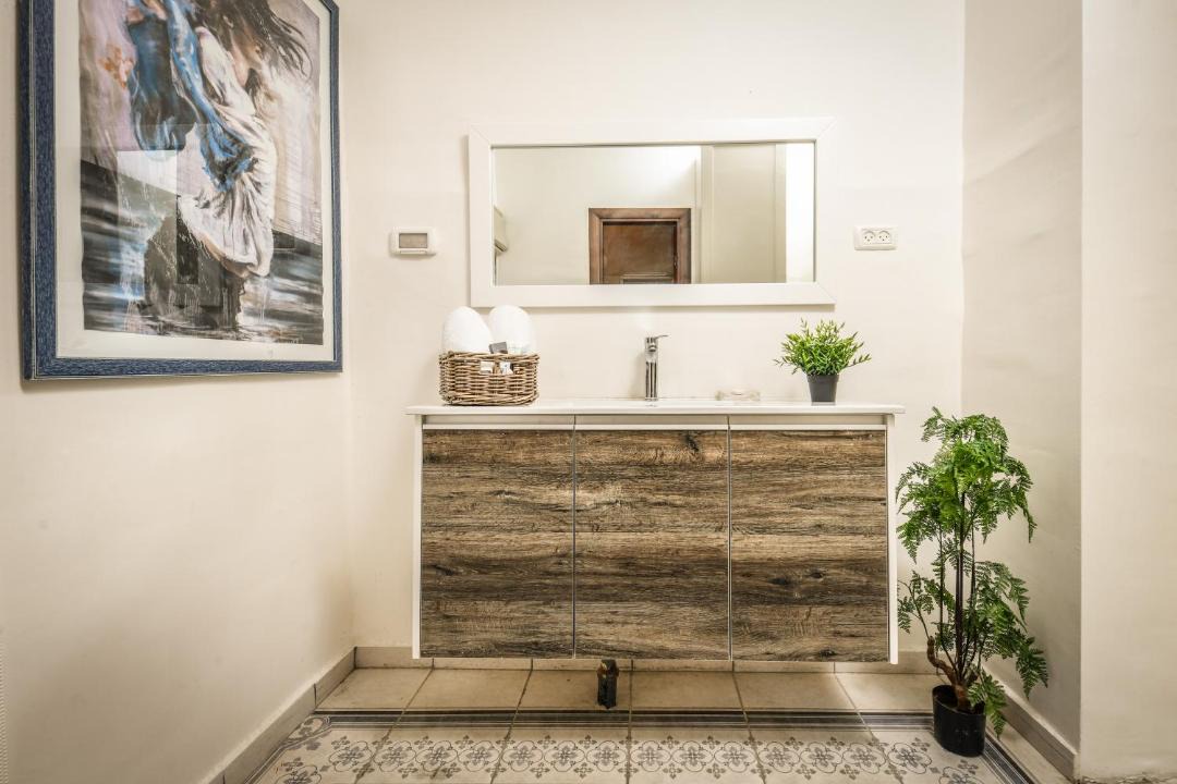 Photo of Bathroom in Mamilla