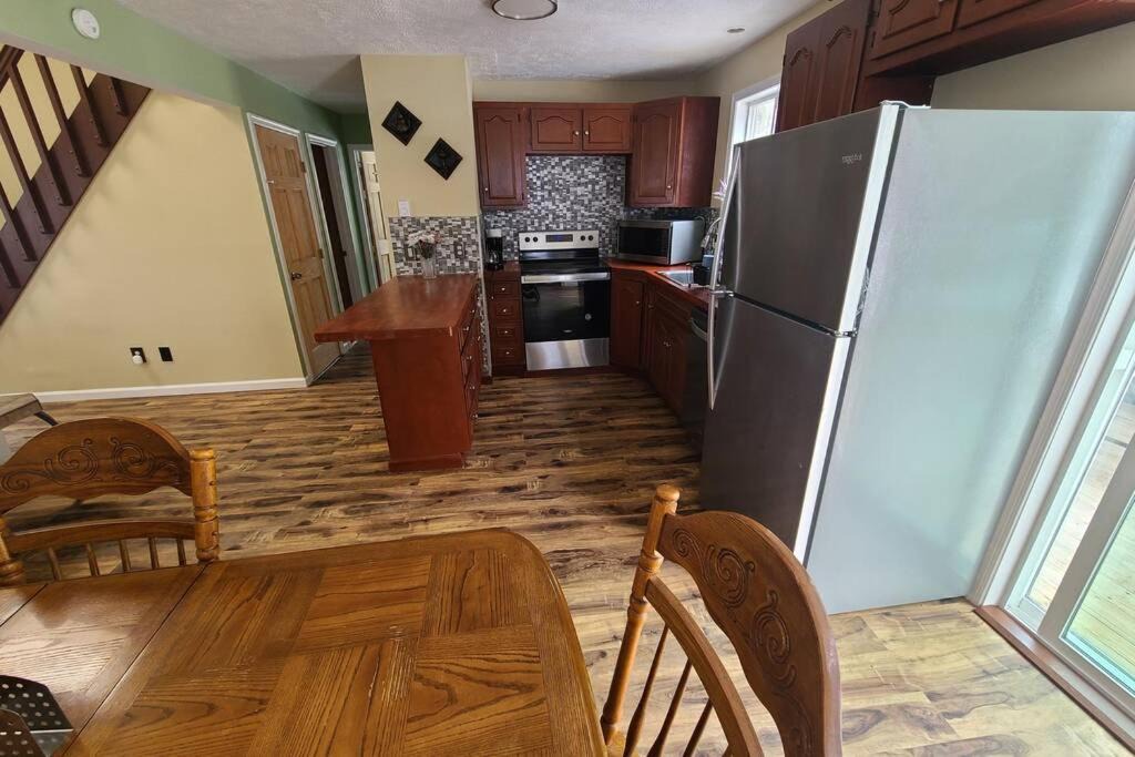 Photo of Livingroom in Tobyhanna