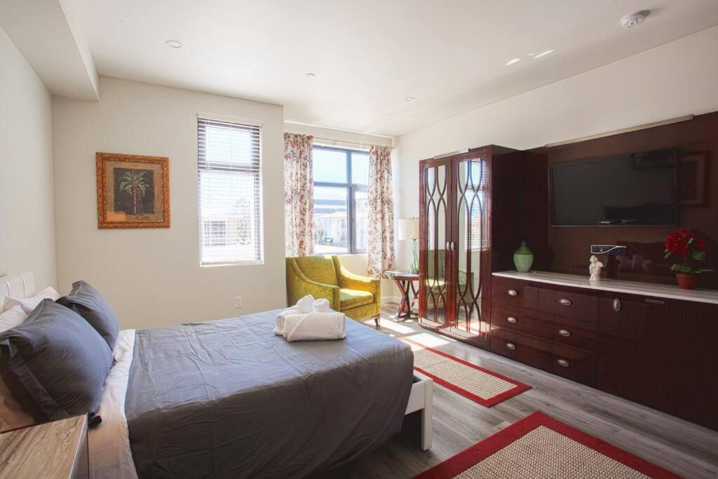 Photo of Bedroom in Bankers Hill