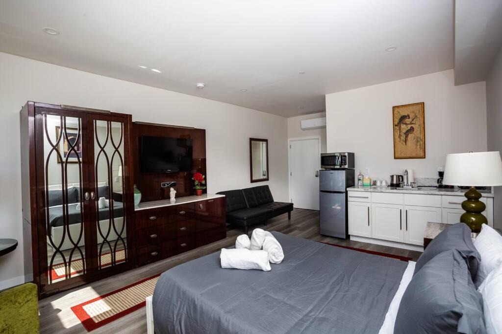 Photo of Bedroom in Bankers Hill