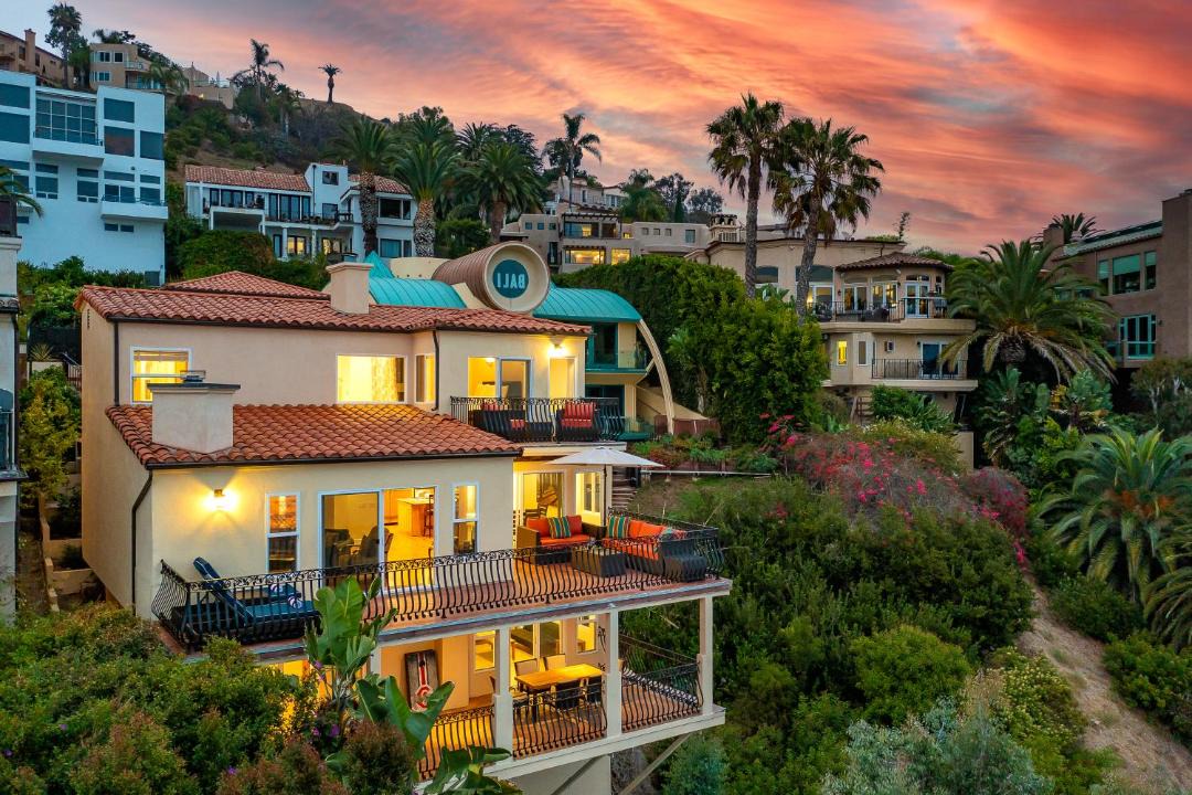 Photo of Buildings in Eastern Malibu