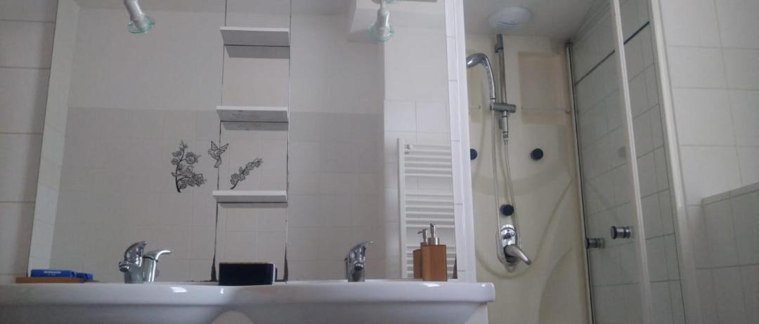 Photo of Bathroom in Corbeil-Essonnes
