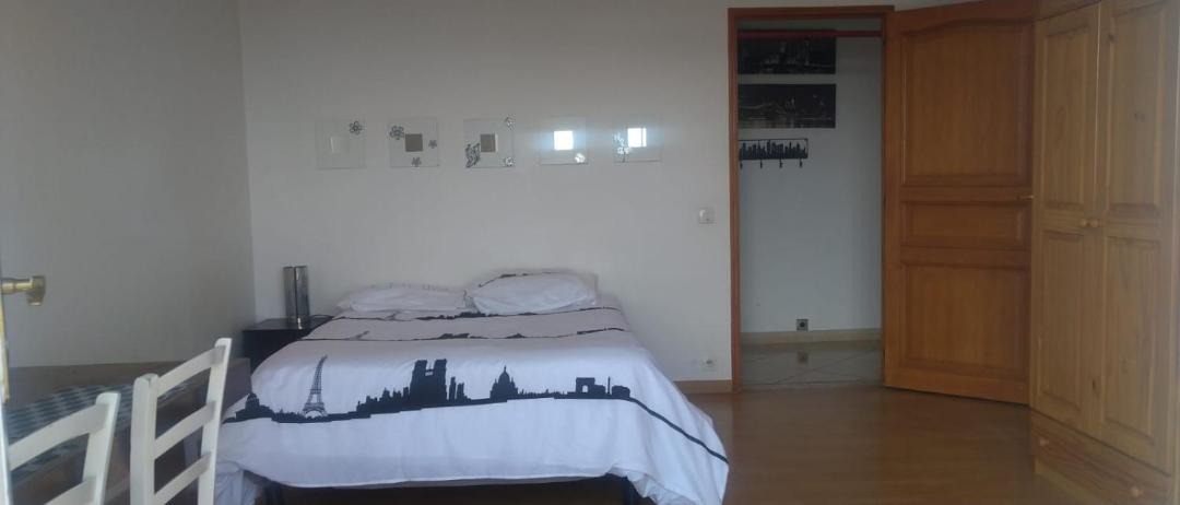 Photo of Bedroom in Corbeil-Essonnes
