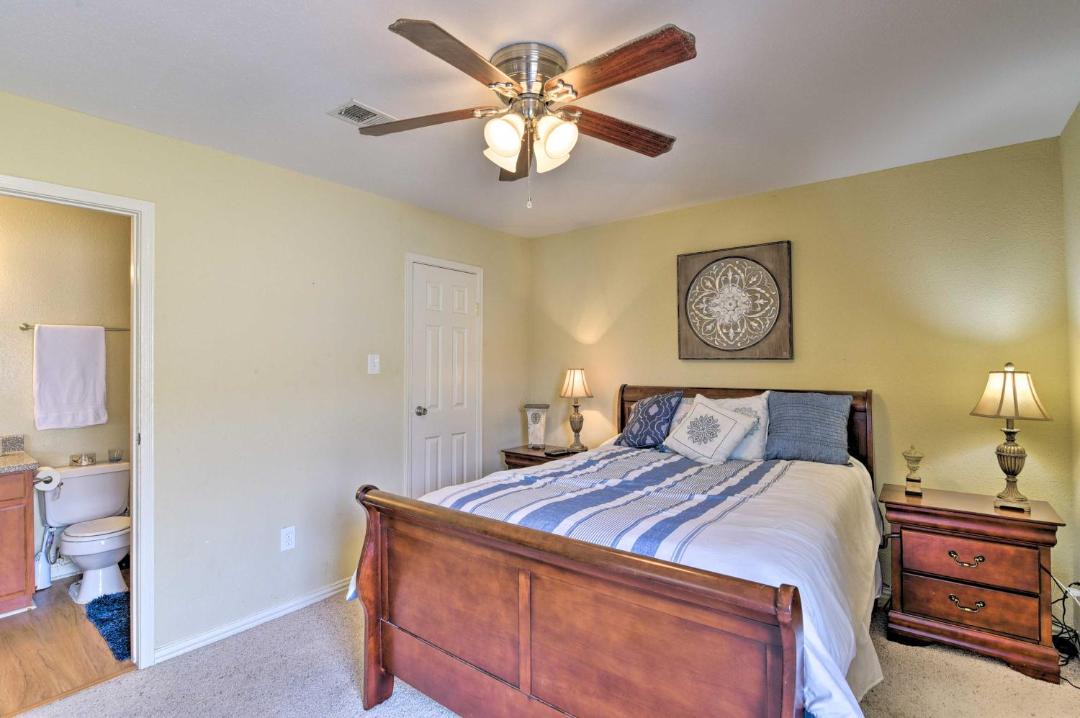 Photo of Bedroom in Galveston
