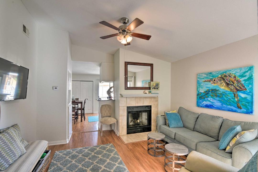Photo of Livingroom in Galveston