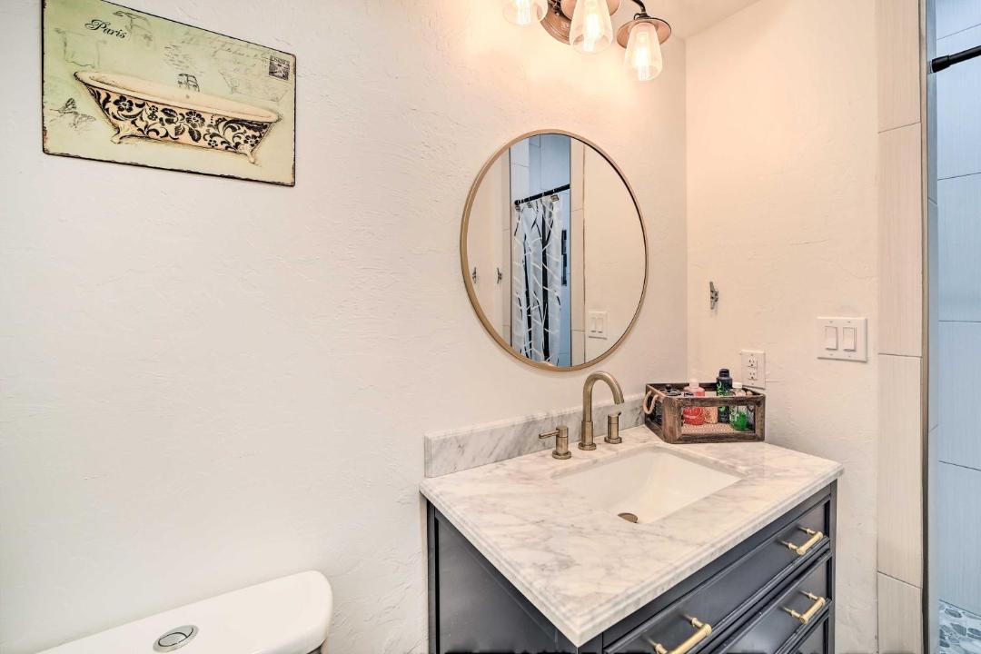 Photo of Bathroom in Porum