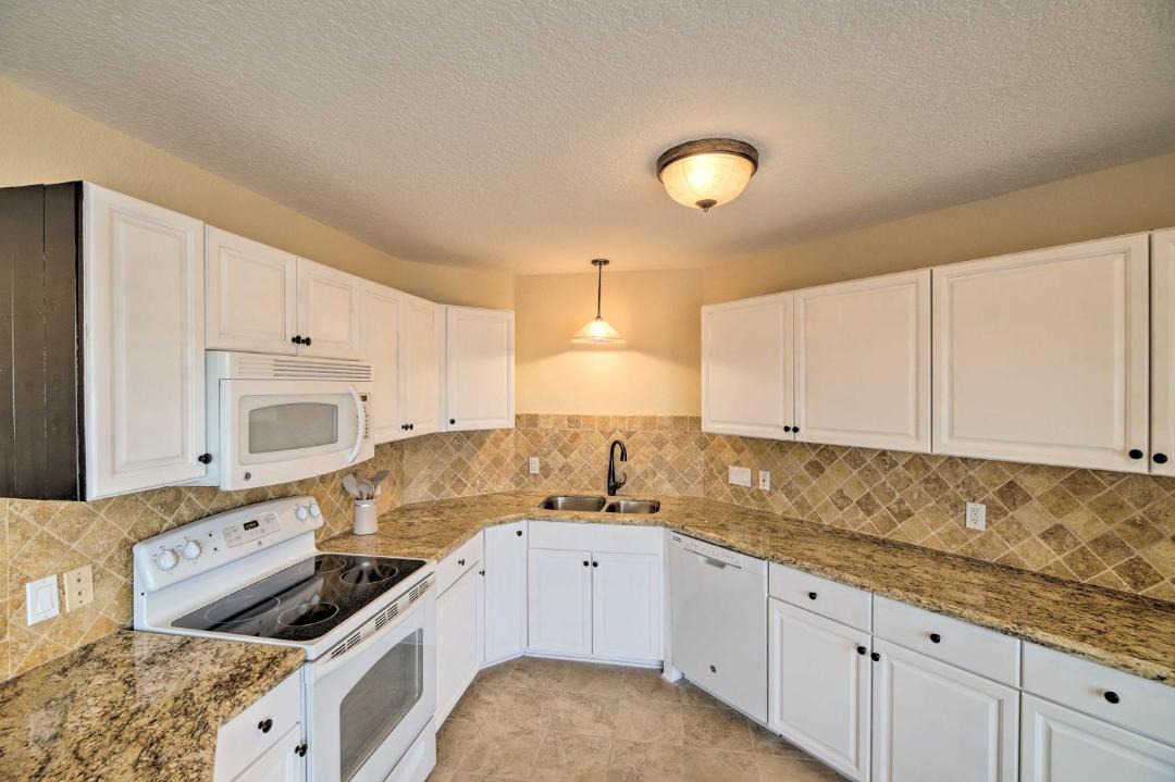 Photo of Kitchen in Clear Lake Shores