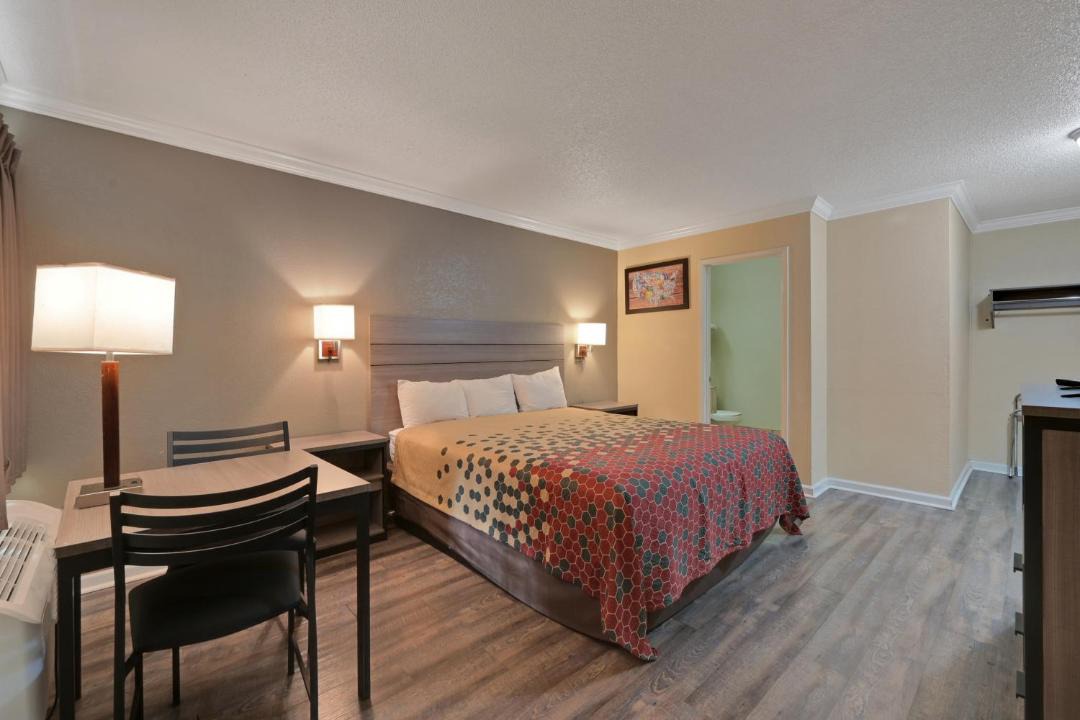 Photo of Bedroom in Woodland
