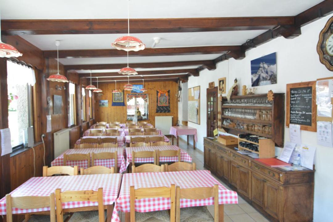 Photo of Others in Abries