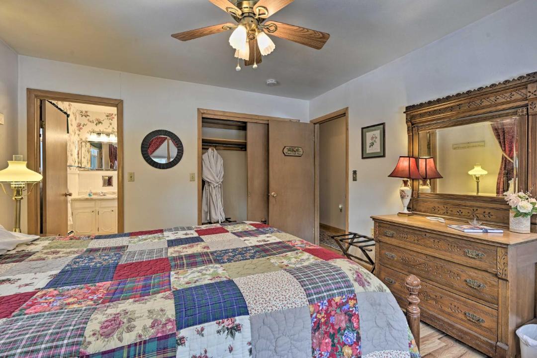 Photo of Bedroom in Wisconsin Dells