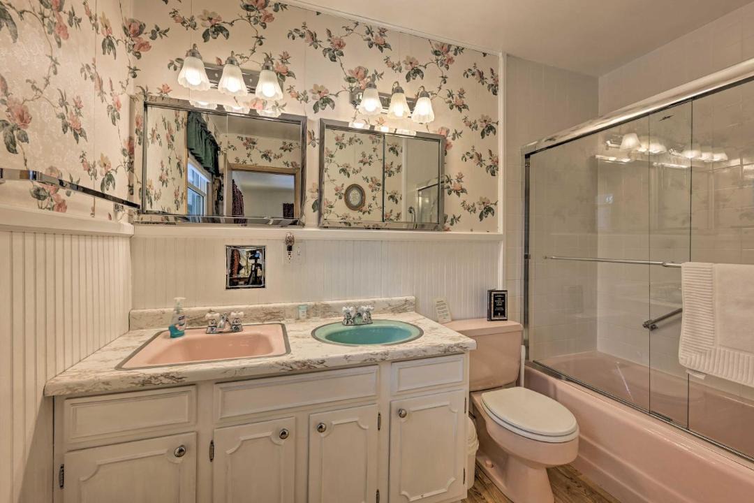 Photo of Bathroom in Wisconsin Dells