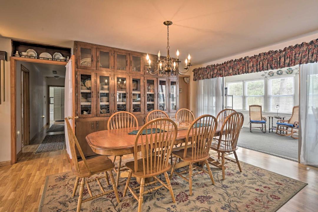 Photo of Livingroom in Wisconsin Dells