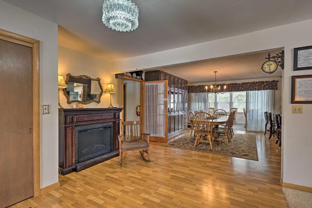 Photo of Livingroom in Wisconsin Dells
