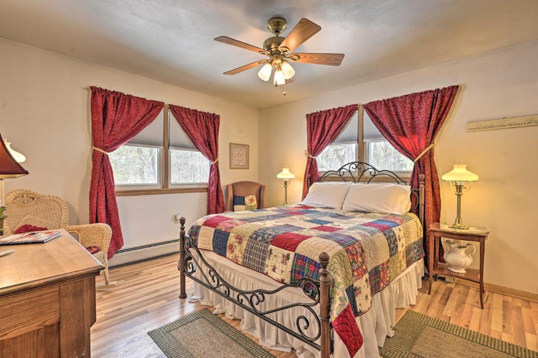 Photo of Bedroom in Wisconsin Dells