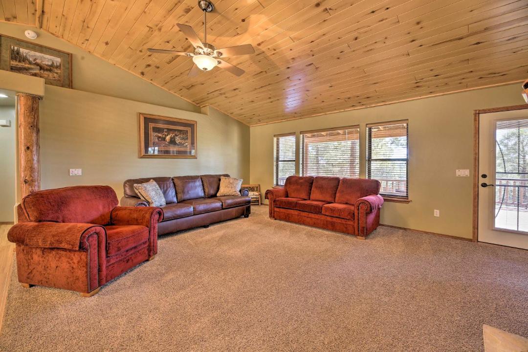Photo of Livingroom in Show Low