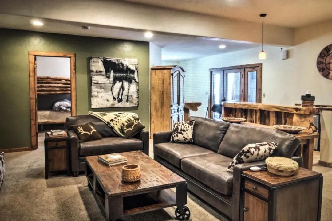 Photo of Livingroom in Quandary Village