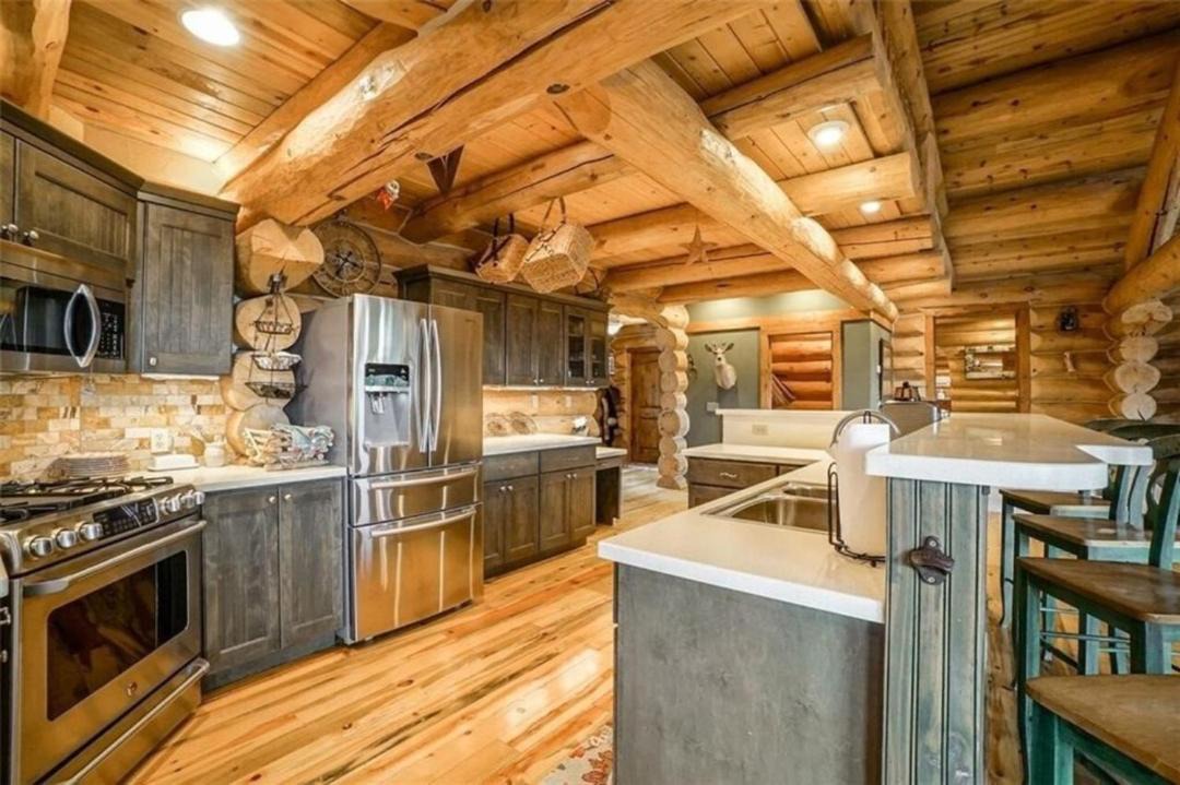 Photo of Kitchen in Quandary Village