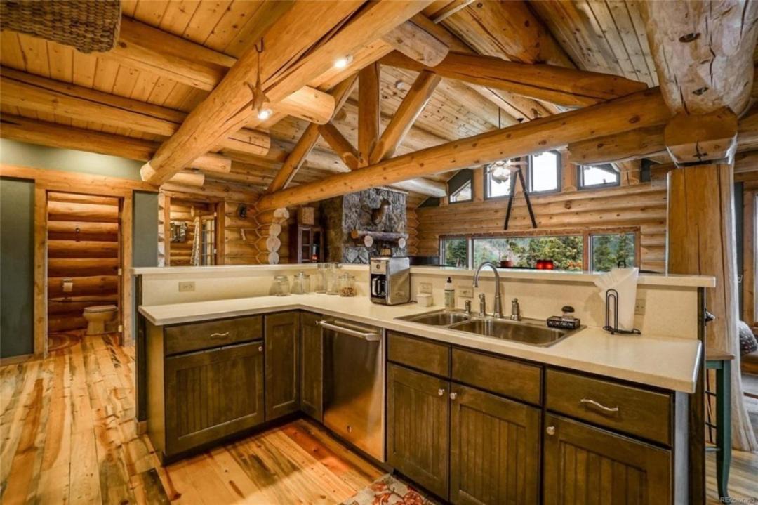 Photo of Kitchen in Quandary Village