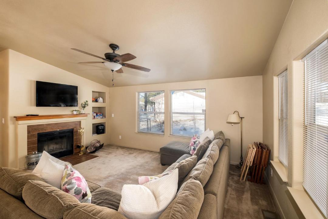 Photo of Livingroom in Munds Park