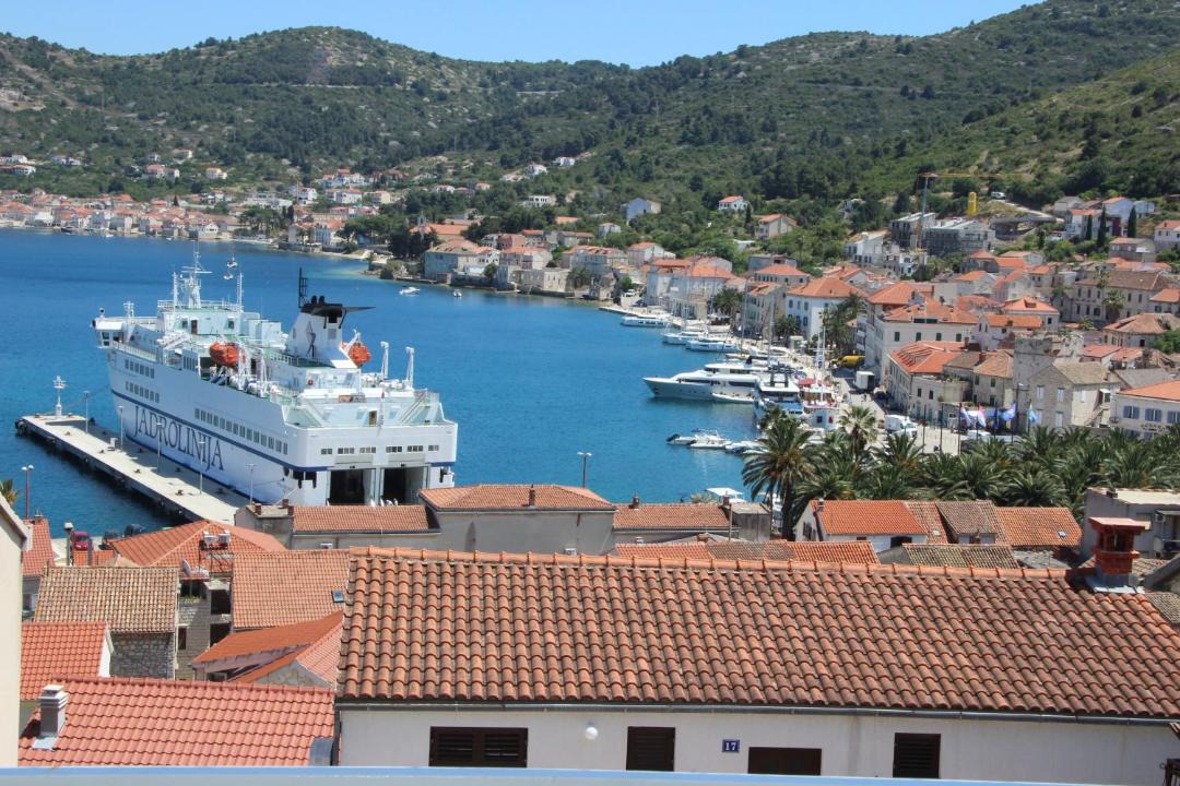 Photo of Others in Cove Rogacic