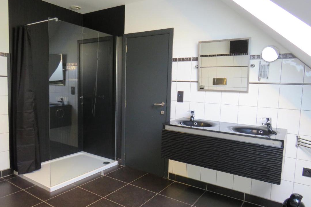 Photo of Bathroom in Ovifat