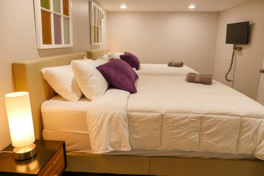 Photo of Bedroom in Algiers Point