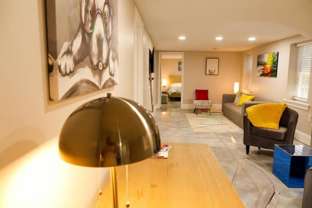 Photo of Livingroom in Algiers Point