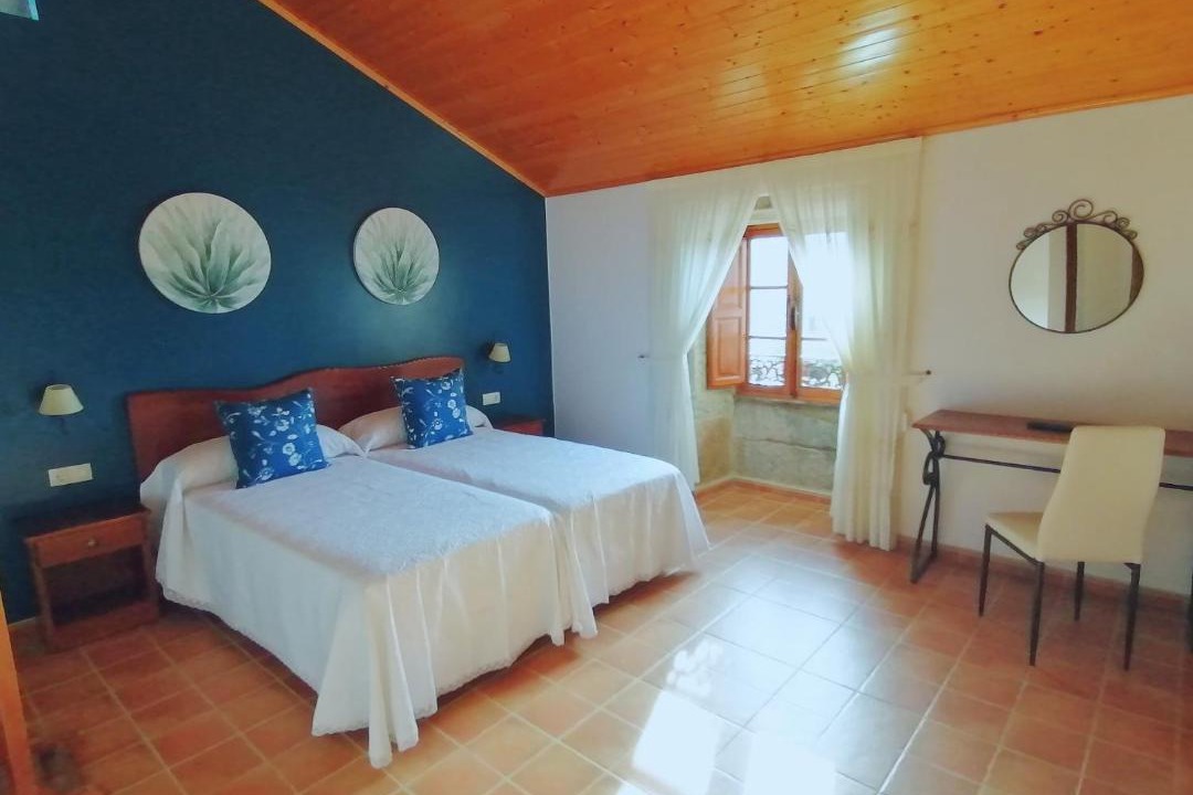 Photo of Bedroom in Lires