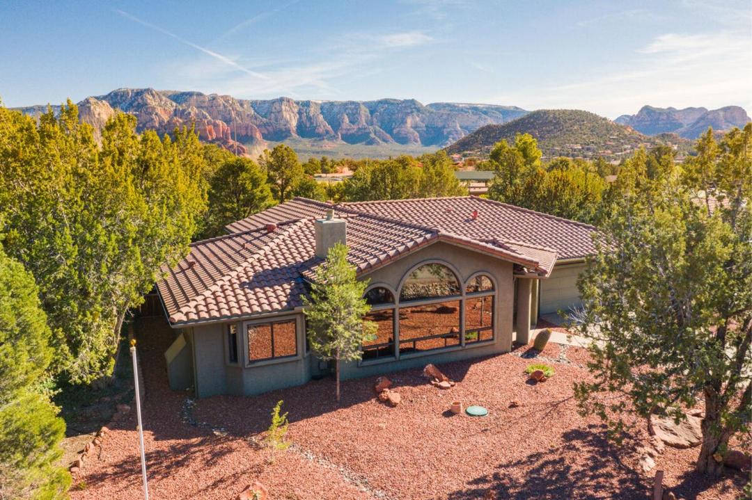 Photo of Buildings in West Sedona