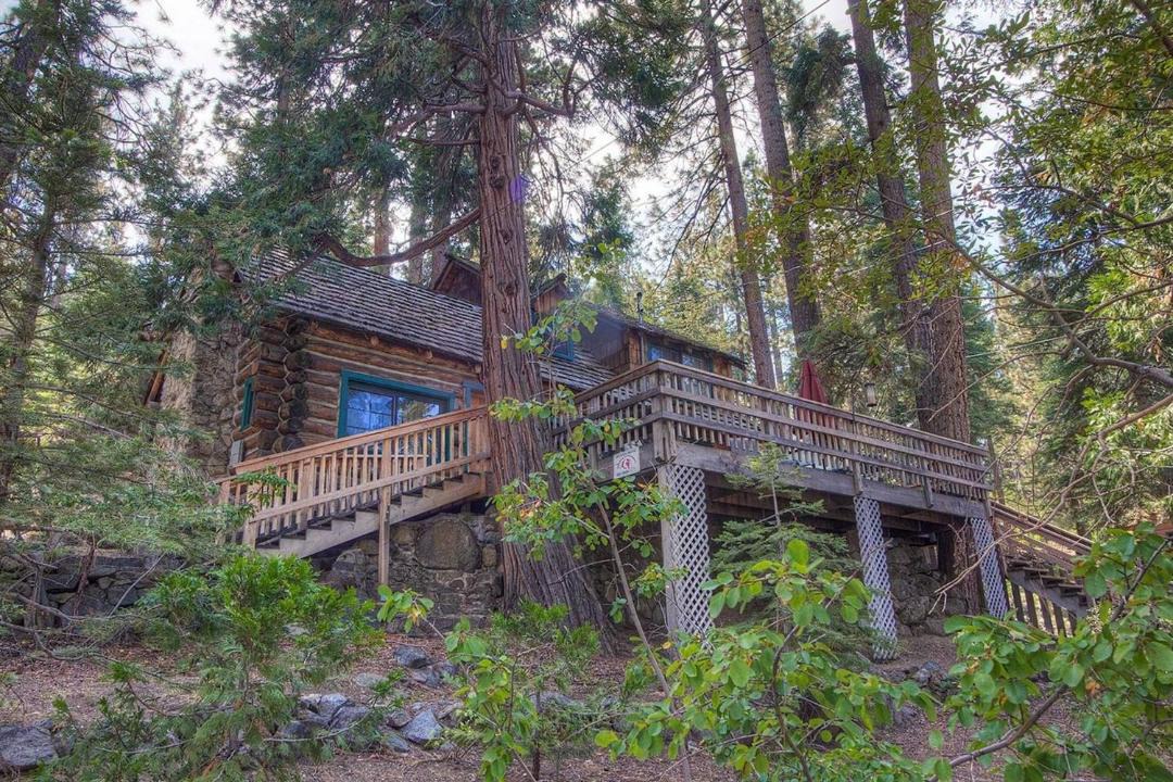 Photo of Buildings in Zephyr Cove