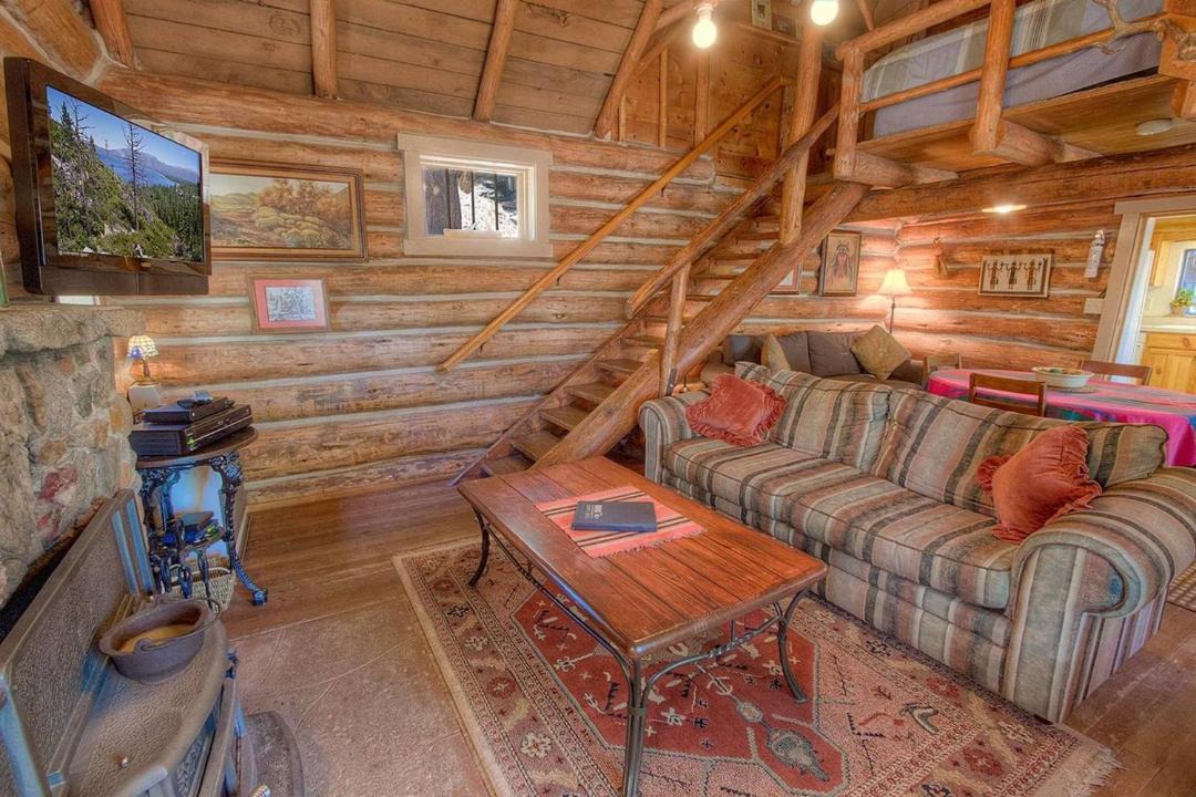 Photo of Livingroom in Zephyr Cove