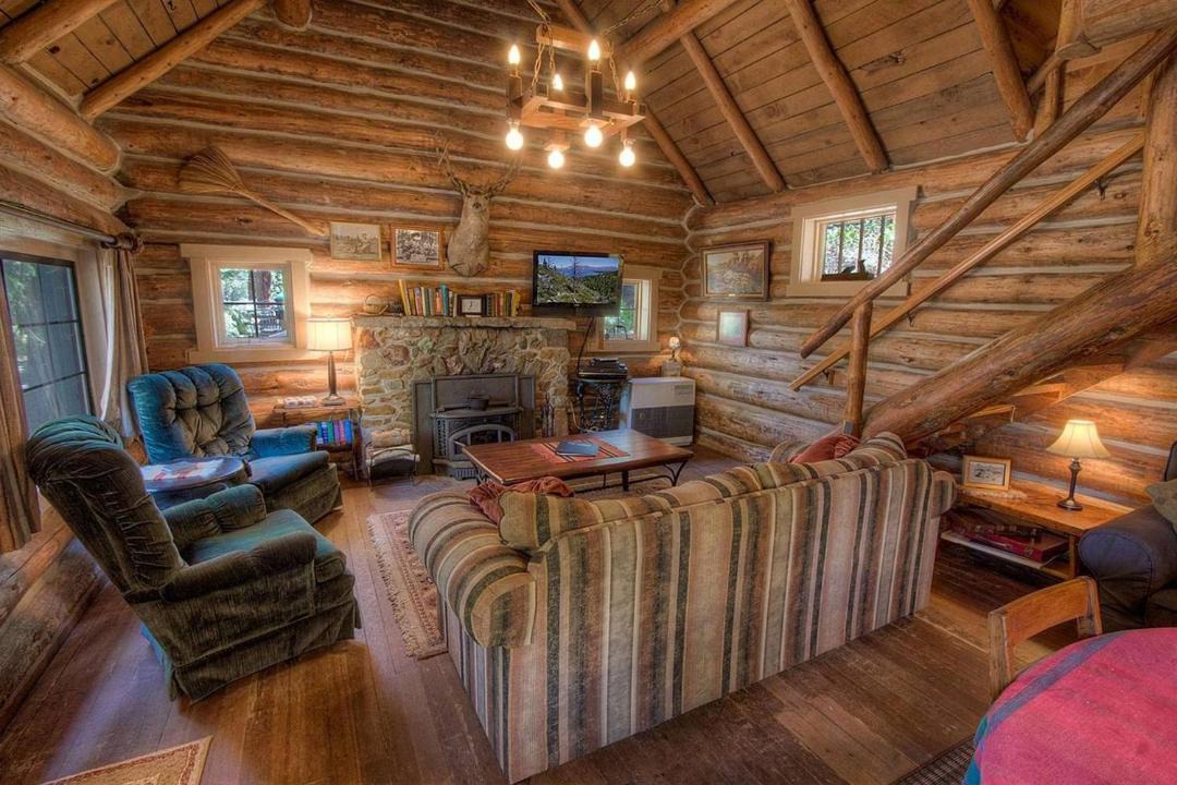 Photo of Livingroom in Zephyr Cove