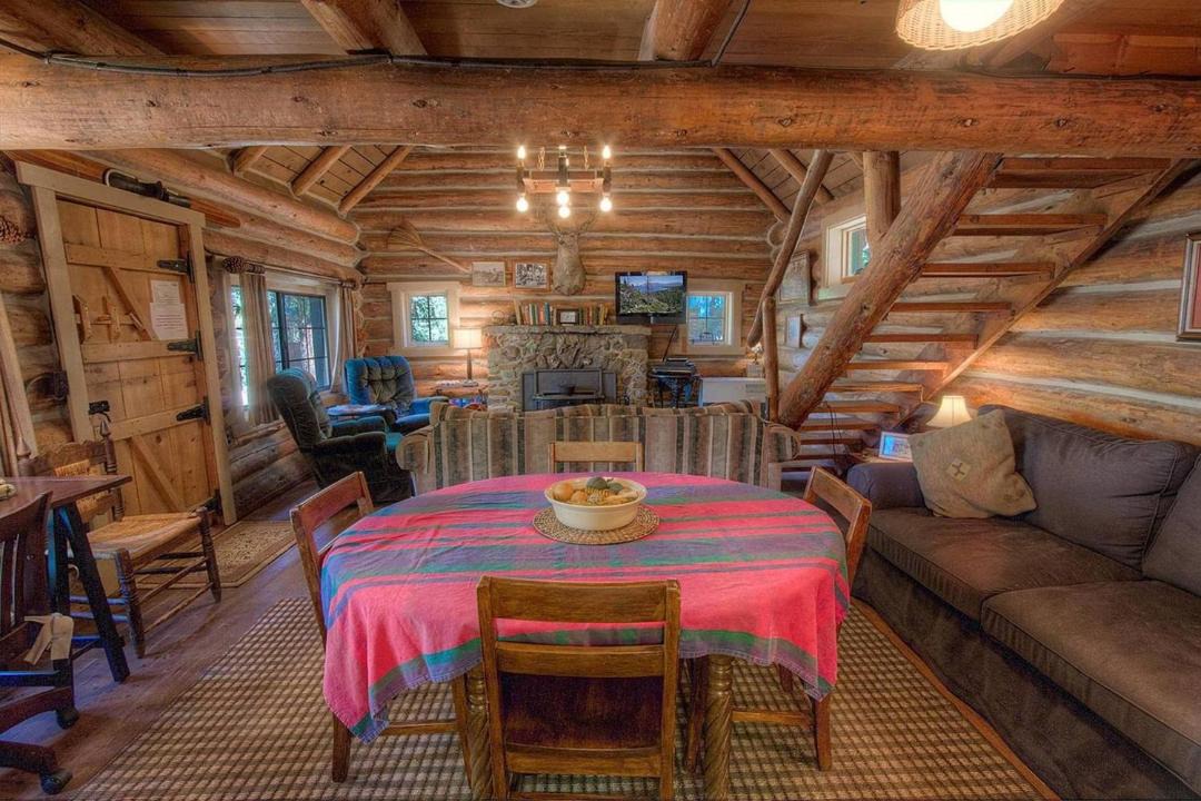 Photo of Livingroom in Zephyr Cove