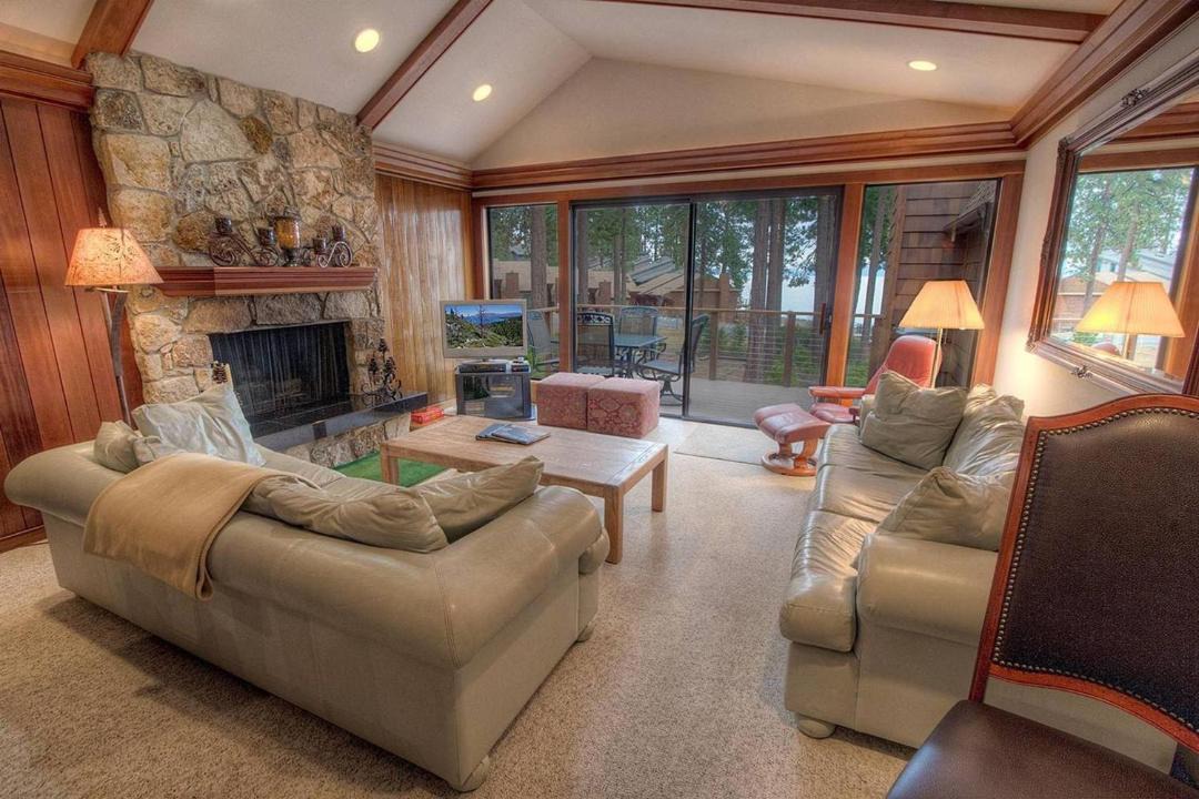 Photo of Livingroom in Brockway