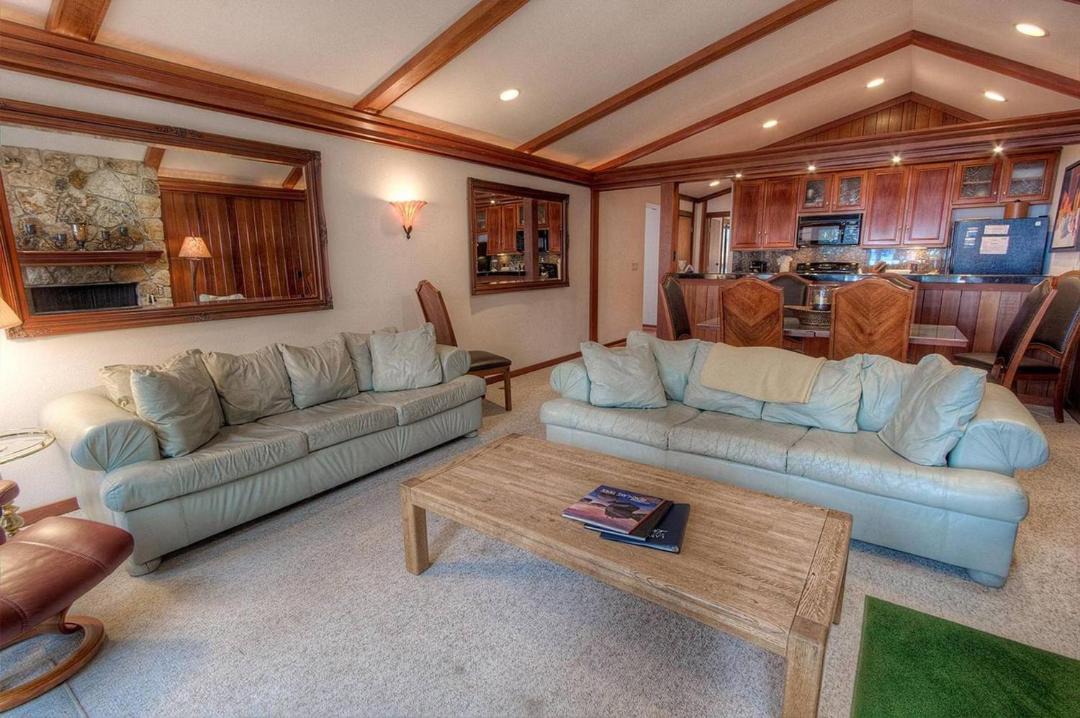 Photo of Livingroom in Brockway