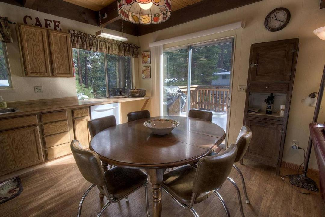 Photo of Livingroom in South Lake Tahoe