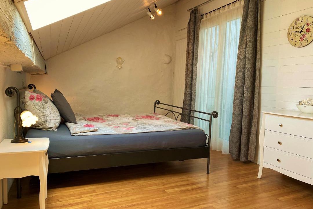 Photo of Bedroom in Nidau