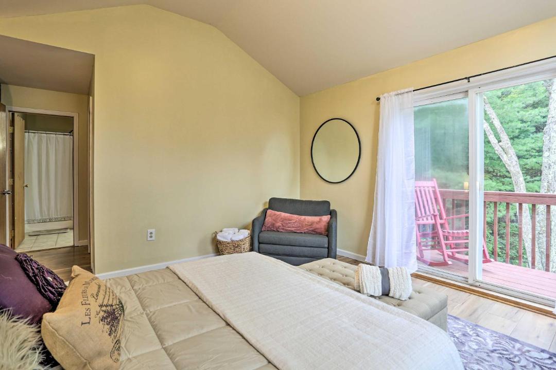Photo of Bedroom in Pocono Summit
