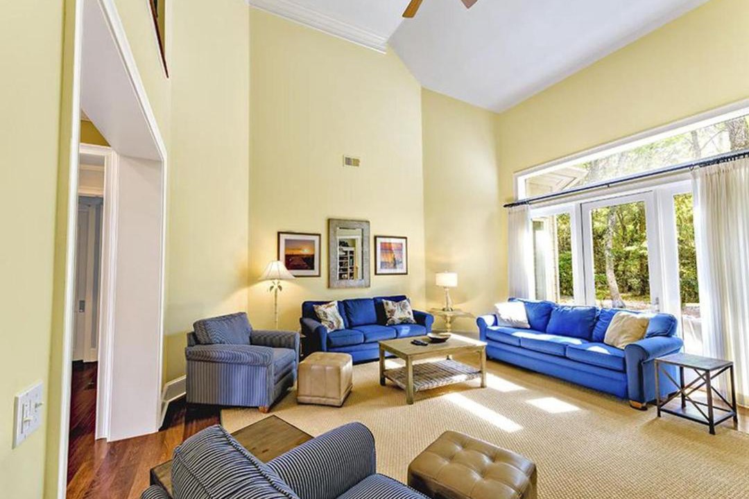 Photo of Livingroom in Heritage Woods