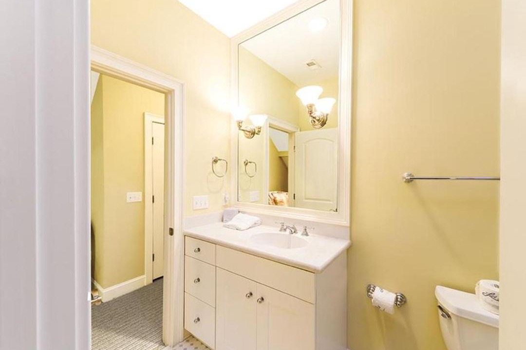 Photo of Bathroom in Heritage Woods