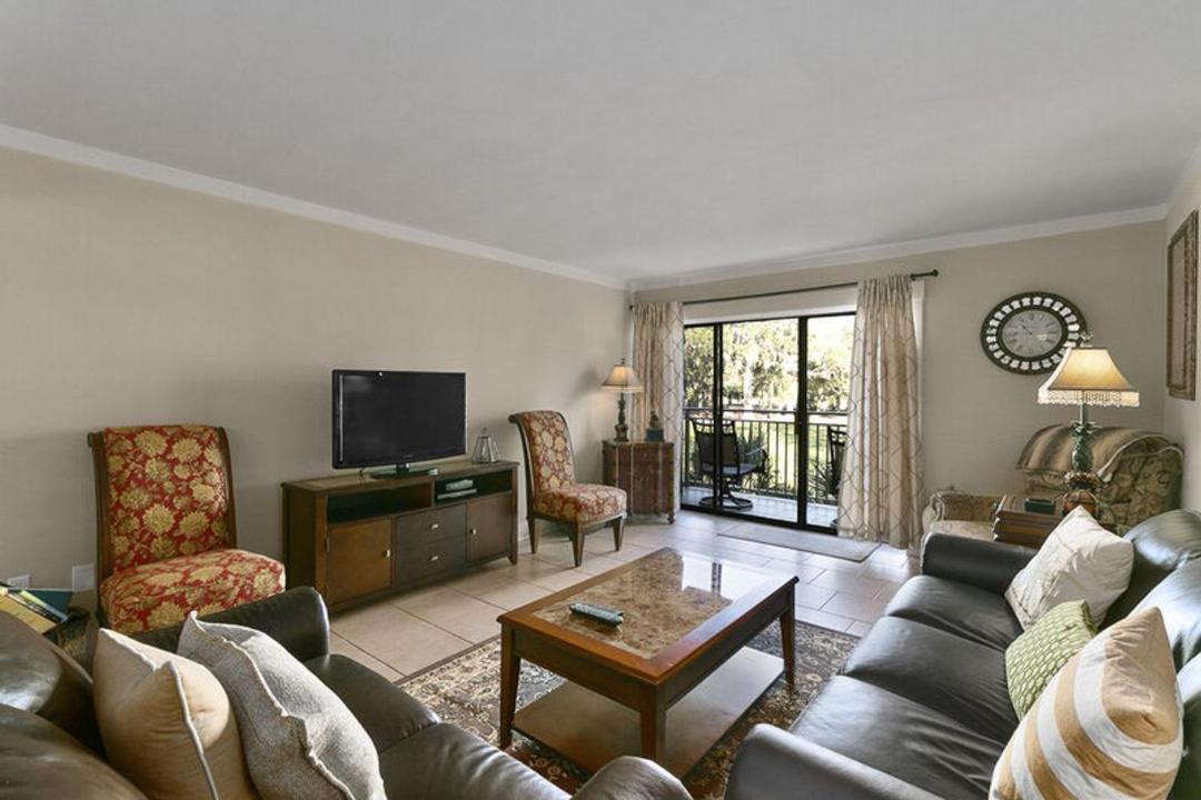 Photo of Livingroom in Sea Pines